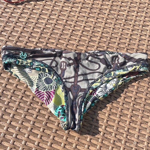Maaji reversible bikini bottoms size xs - Picture 1 of 5